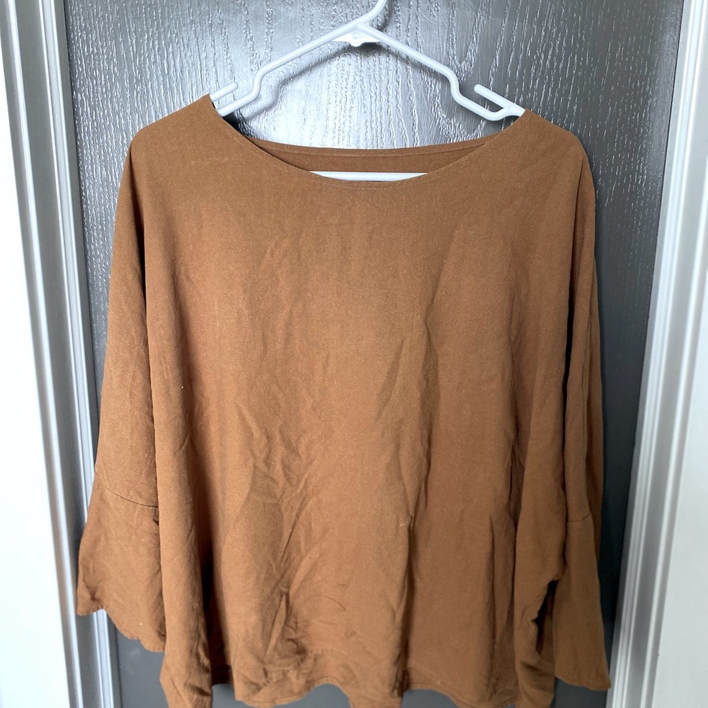 Jamie + Jones 100% raw silk top
